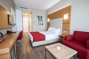Ramada Encore by Wyndham Istanbul Kartal