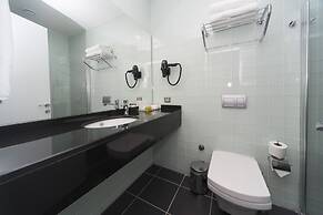 Ramada Encore by Wyndham Istanbul Kartal