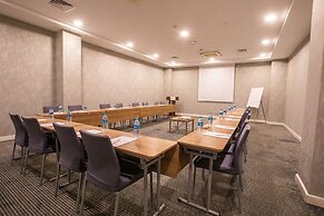 Ramada Encore by Wyndham Istanbul Kartal