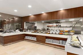 Ramada Encore by Wyndham Istanbul Kartal