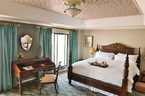 Hotel Plaza Del Libertador