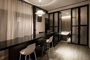 Cs Premier Hotel
