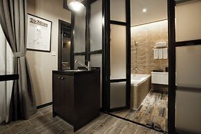 Cs Premier Hotel