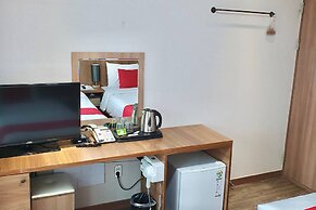 Cs Premier Hotel