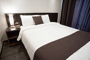 Cs Premier Hotel