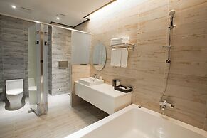 Cs Premier Hotel