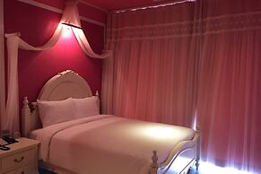 Cs Premier Hotel