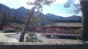 Miyajima Coral Hotel