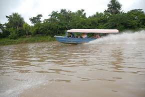 Amazon Sunrise Lodge & Expeditons