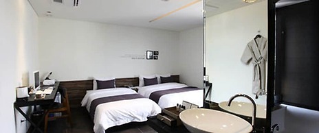 S& Hotel