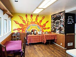 ITH Big Bear Lake Mountain Hostel & Lodge