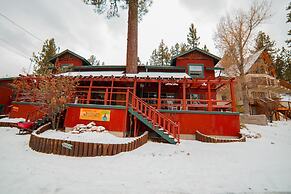 ITH Big Bear Lake Mountain Hostel & Lodge