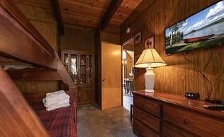 ITH Big Bear Lake Mountain Hostel & Lodge