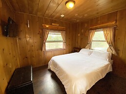 ITH Big Bear Lake Mountain Hostel & Lodge