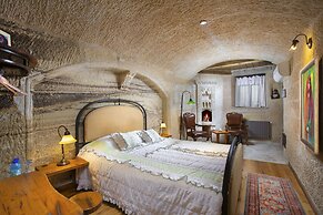Terra Cave Hotel