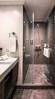 Aruga Apartments by Rockwell Makati