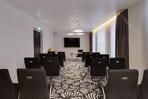 Holiday Inn Dresden - Am Zwinger by IHG
