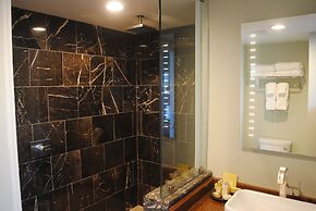 The Gin Hotel, Ascend Hotel Collection