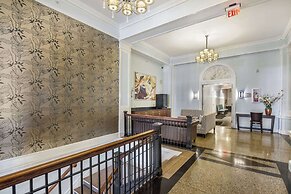 The Gin Hotel, Ascend Hotel Collection