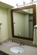 Quality Inn & Suites University Area