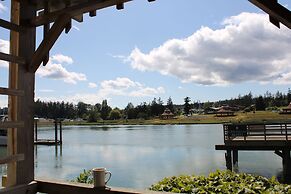 La Conner Channel Lodge