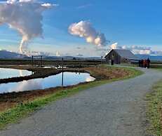 La Conner Channel Lodge