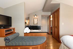 La Conner Channel Lodge