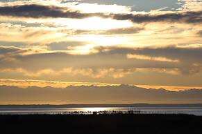 La Conner Channel Lodge