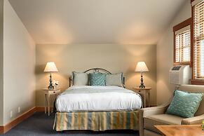 La Conner Channel Lodge