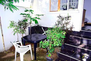 Spendwise Lodge and Apartments