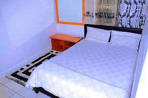 Spendwise Lodge and Apartments