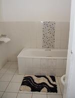 Spendwise Lodge and Apartments