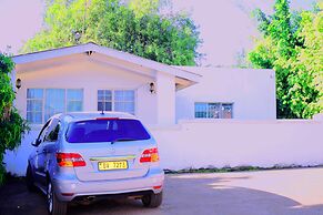 Spendwise Lodge and Apartments