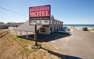 Silver Sands Motel