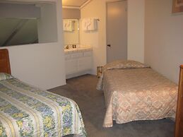 Sherwin Villas by Mammoth Res Bureau