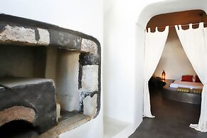 Santorini Heritage Villas & Mansions