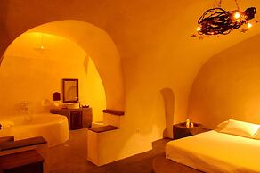 Santorini Heritage Villas & Mansions