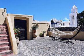Santorini Heritage Villas & Mansions