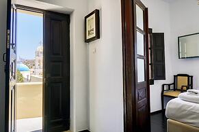 Santorini Heritage Villas & Mansions