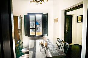 Santorini Heritage Villas & Mansions