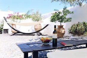 Santorini Heritage Villas & Mansions