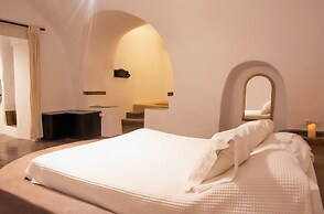 Santorini Heritage Villas & Mansions