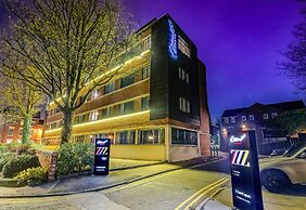 Roomzzz Chester City