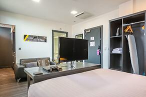 Roomzzz Chester City