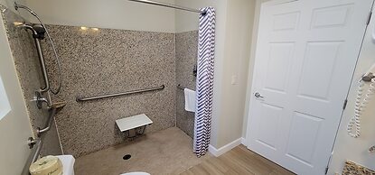 Pismo Beachwalker Inn & Suites