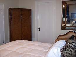 Shadowlawn Bed & Breakfast