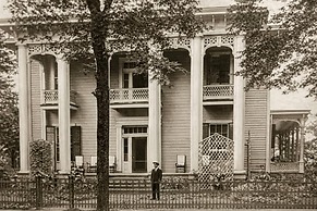 Shadowlawn Bed & Breakfast