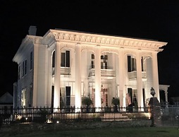 Shadowlawn Bed & Breakfast