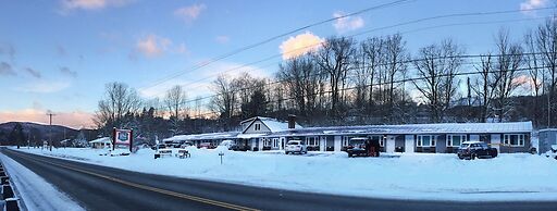 Sleep Woodstock Motel