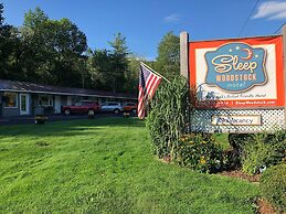 Sleep Woodstock Motel